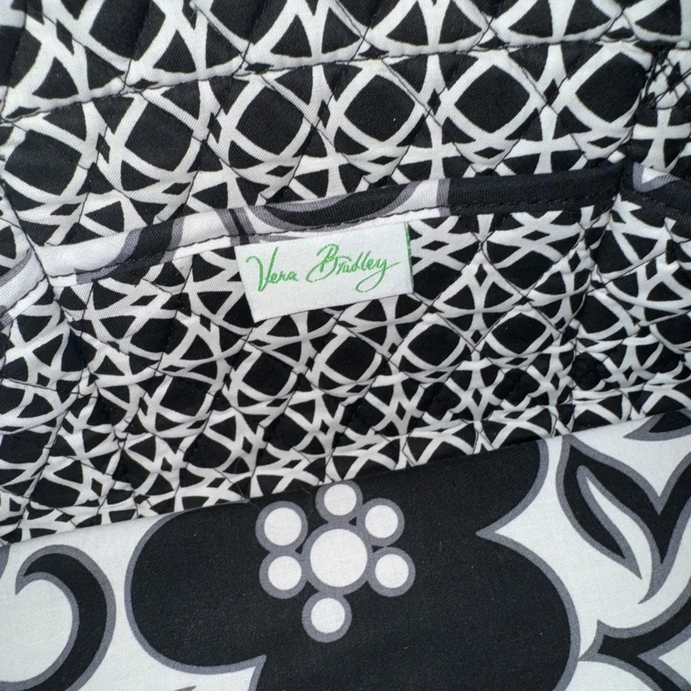 New Vera Bradley Bag~ Black & White ~ 11 1/2”W x 8”T - Picture 9 of 10